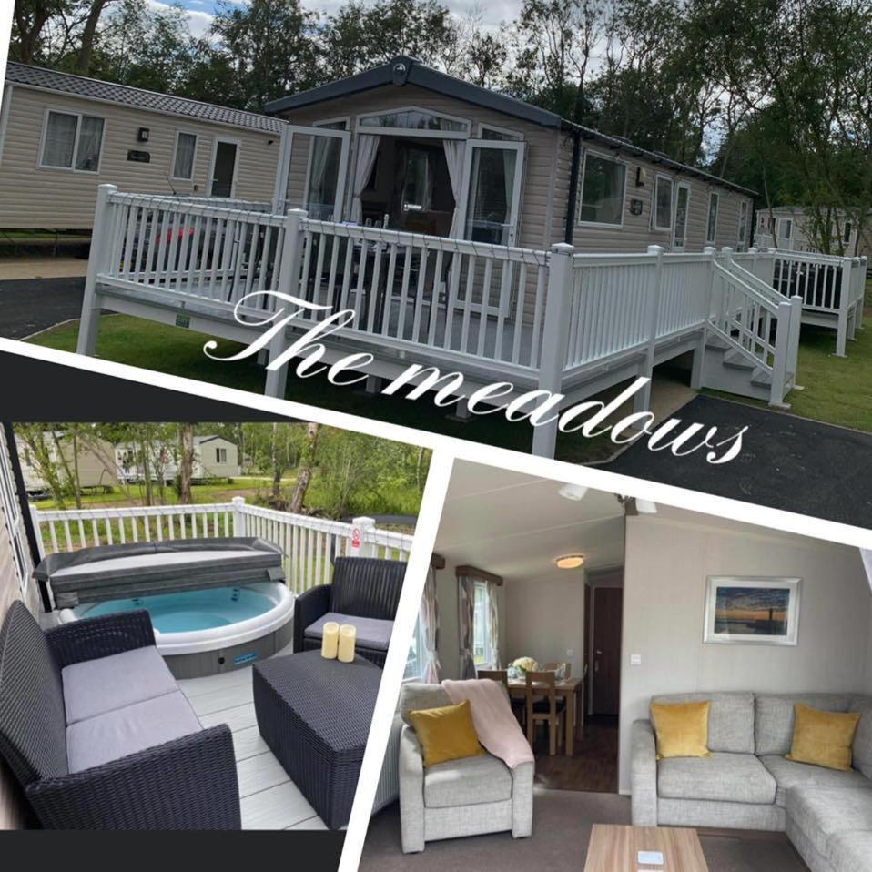 41 The Meadows Luxury Hot Tub Holidays Tattershall Lakes Eksteriør bilde