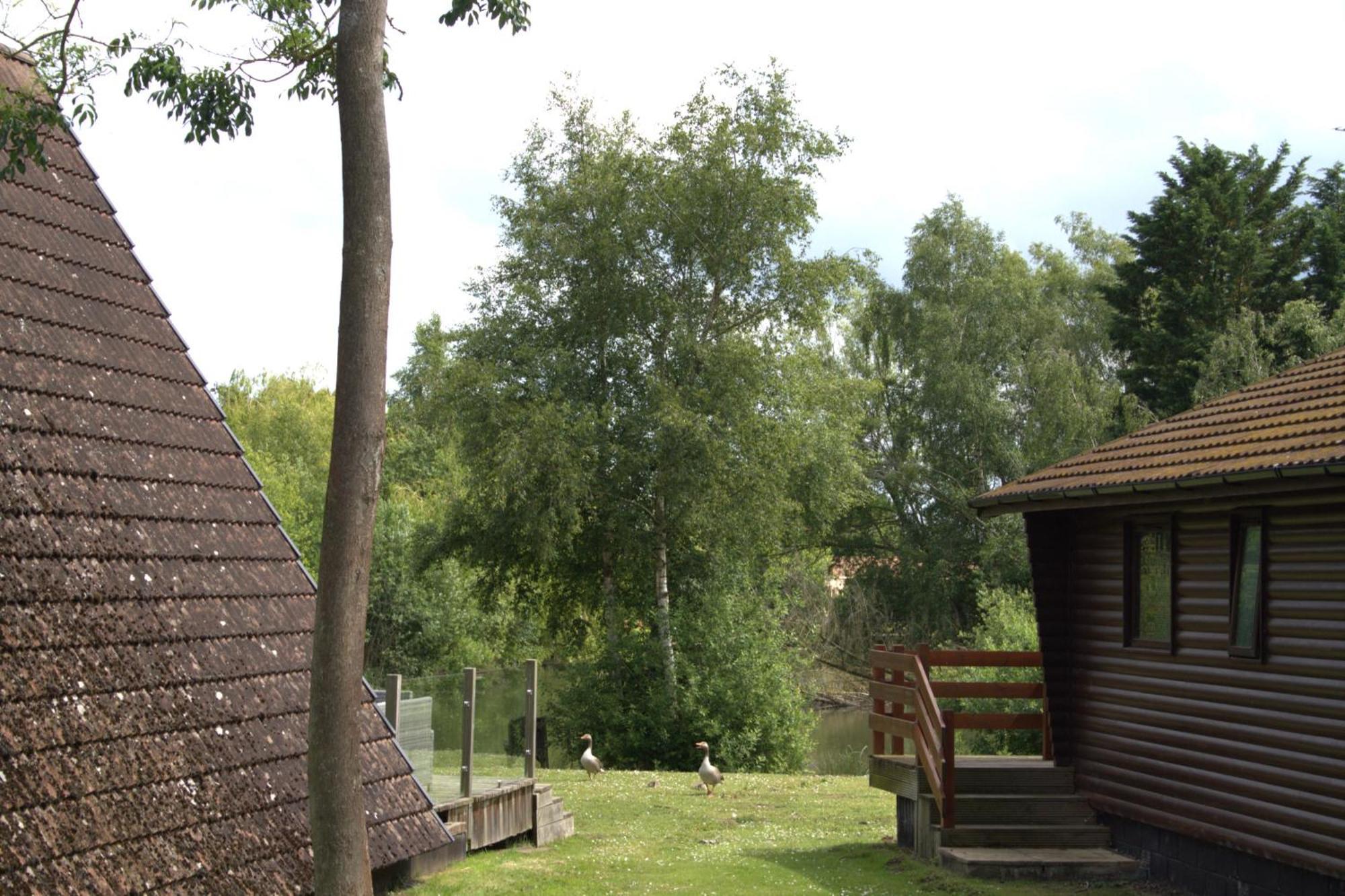 41 The Meadows Luxury Hot Tub Holidays Tattershall Lakes Eksteriør bilde