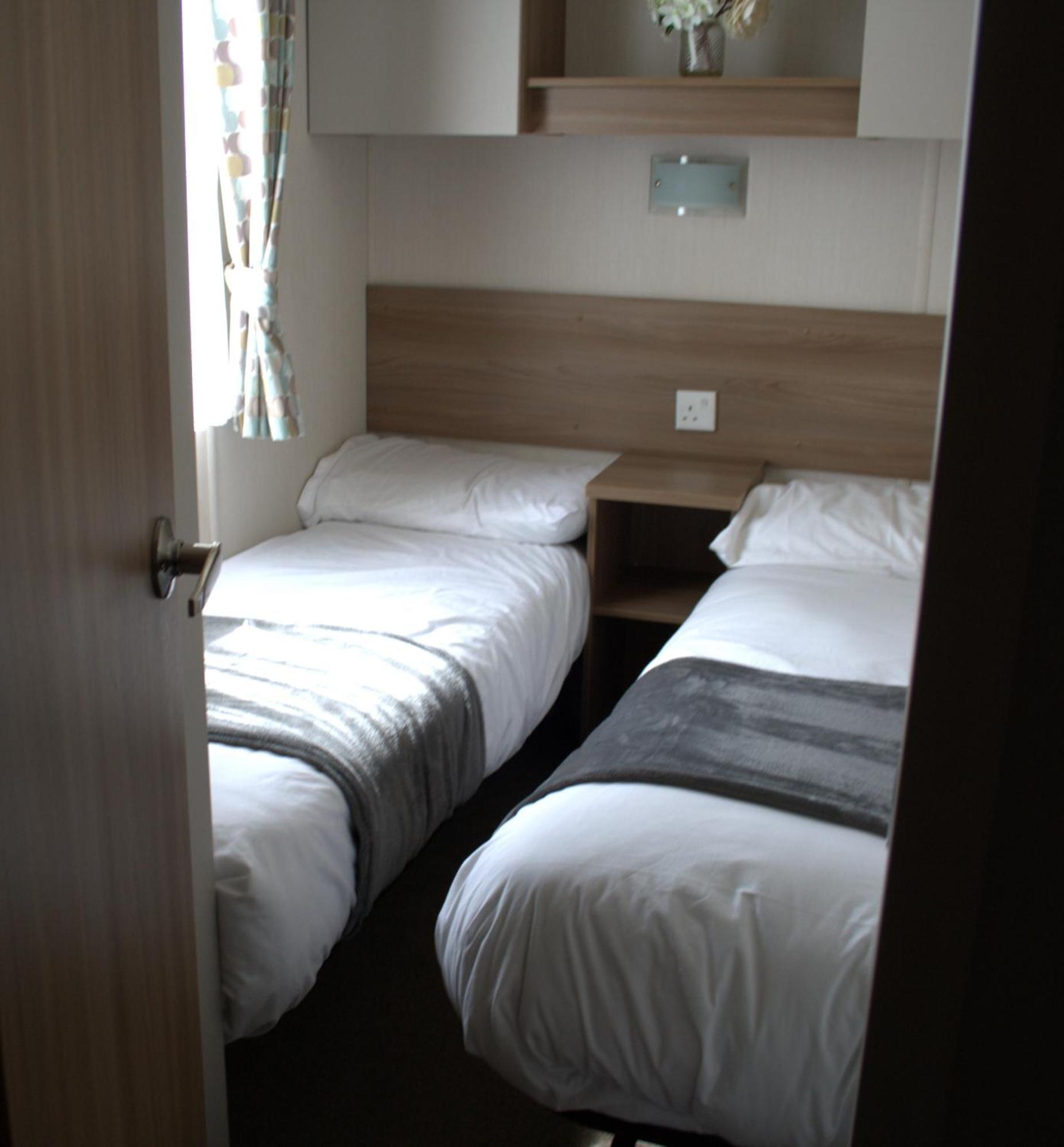 41 The Meadows Luxury Hot Tub Holidays Tattershall Lakes Eksteriør bilde